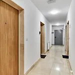 Pulaskiego By Renters Apartment Wroclaw